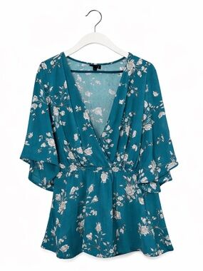 Torrid Teal Floral Surplice Flutter Sleeve Blouse - Size 2